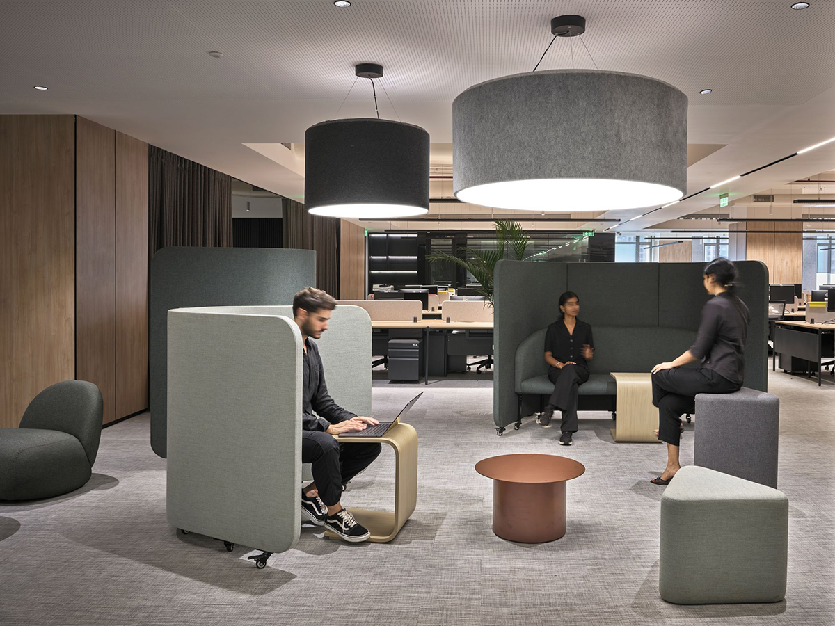 Scorpio���������ܲ�����������칫��ѧ