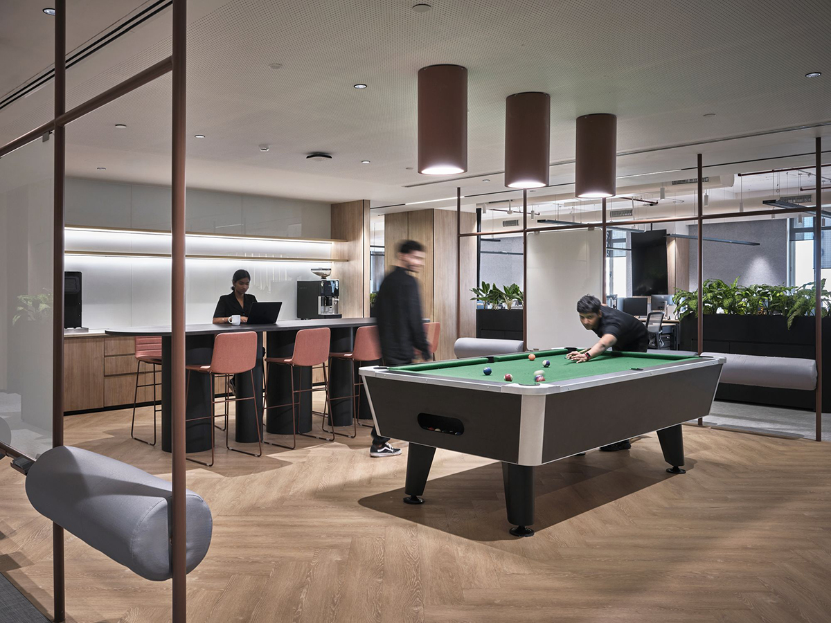 Scorpio���������ܲ�����������칫��ѧ