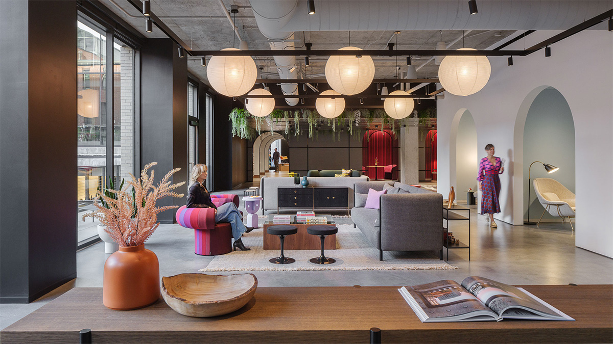 Work/Haus�Ҿߵ�����չ�������Ӵ�������Ⱥ