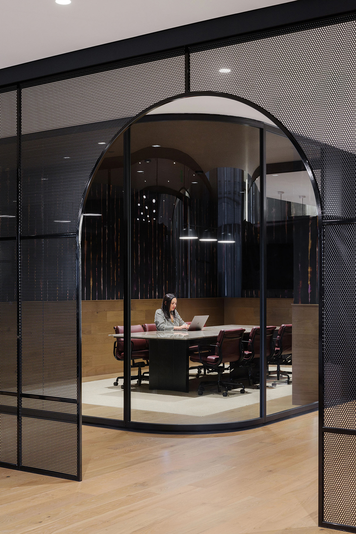 Work/Haus�Ҿߵ�����չ�������Ӵ�������Ⱥ