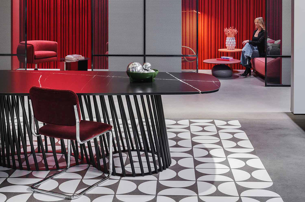 Work/Haus�Ҿߵ�����չ�������Ӵ�������Ⱥ