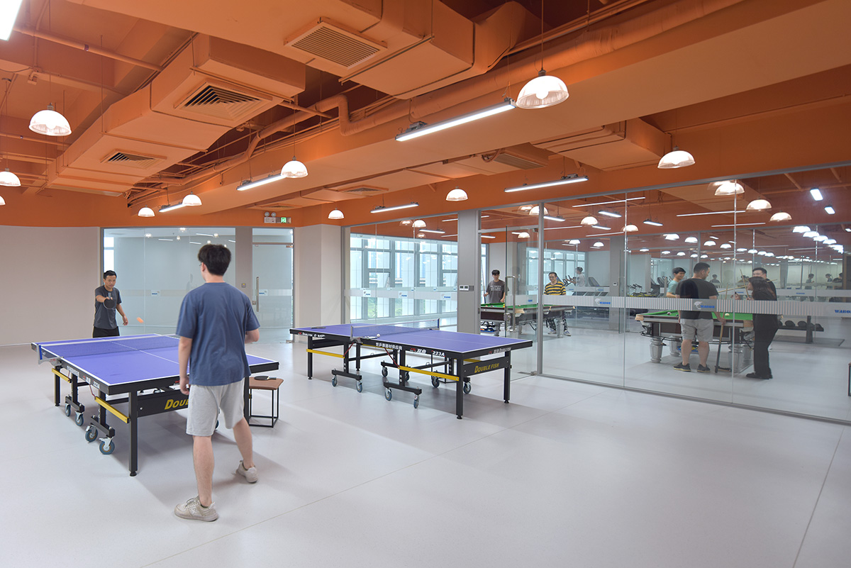 ΰ��Ƽ��ܲ����ã����칤ҵ�칫�ռ�Ĵ����˳�