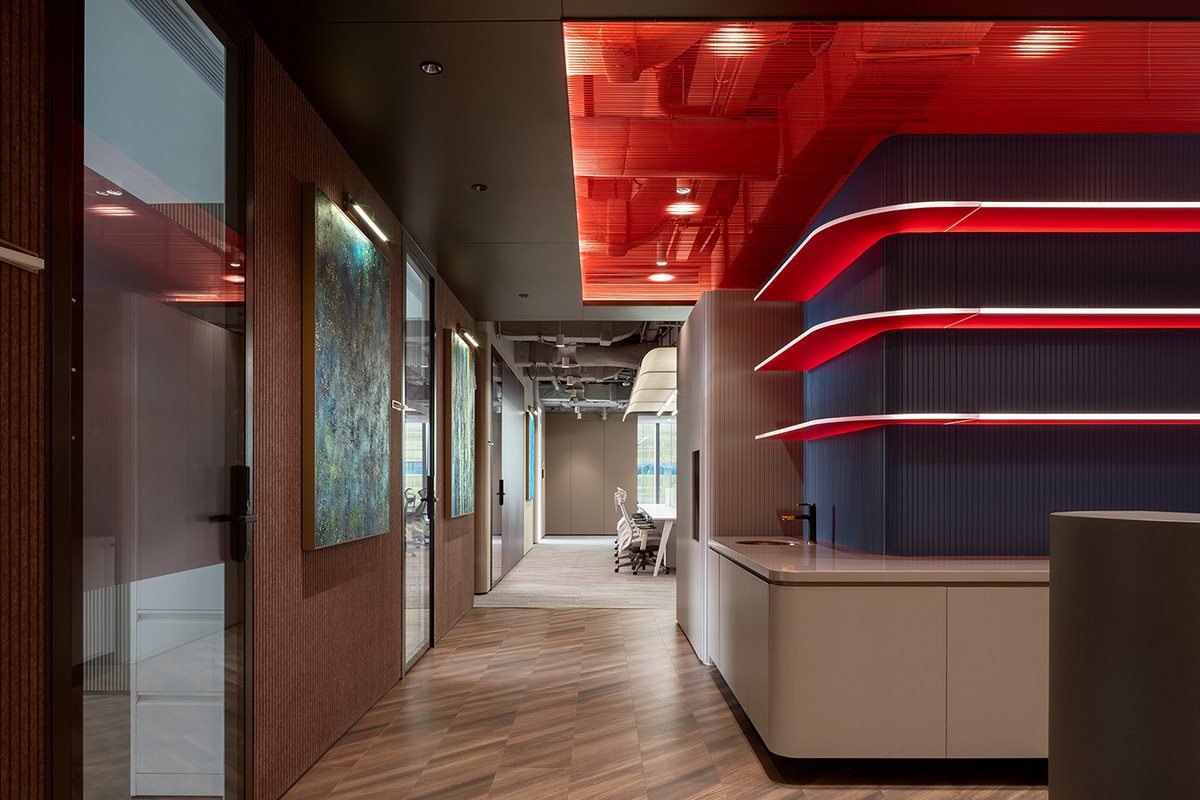 ��½�����Ϻ��ܲ���һ��Ϸ�绯������