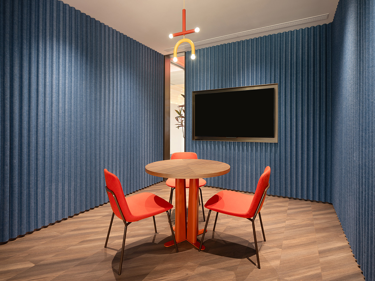 ��½�����Ϻ��ܲ���һ��Ϸ�绯������