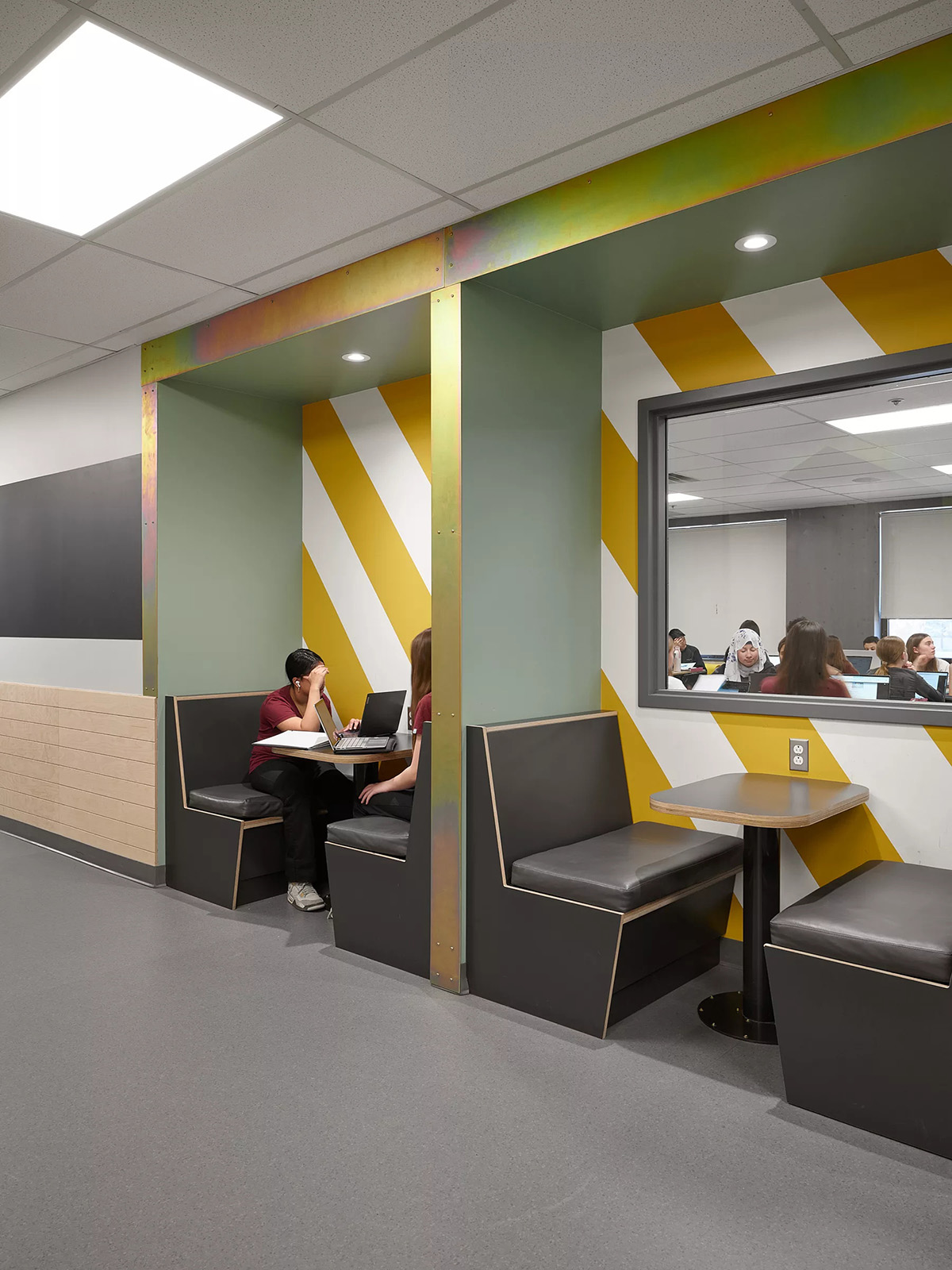 Marie Esther��ѧ¥���죺���������鶯��δ��ѧϰ�ռ�