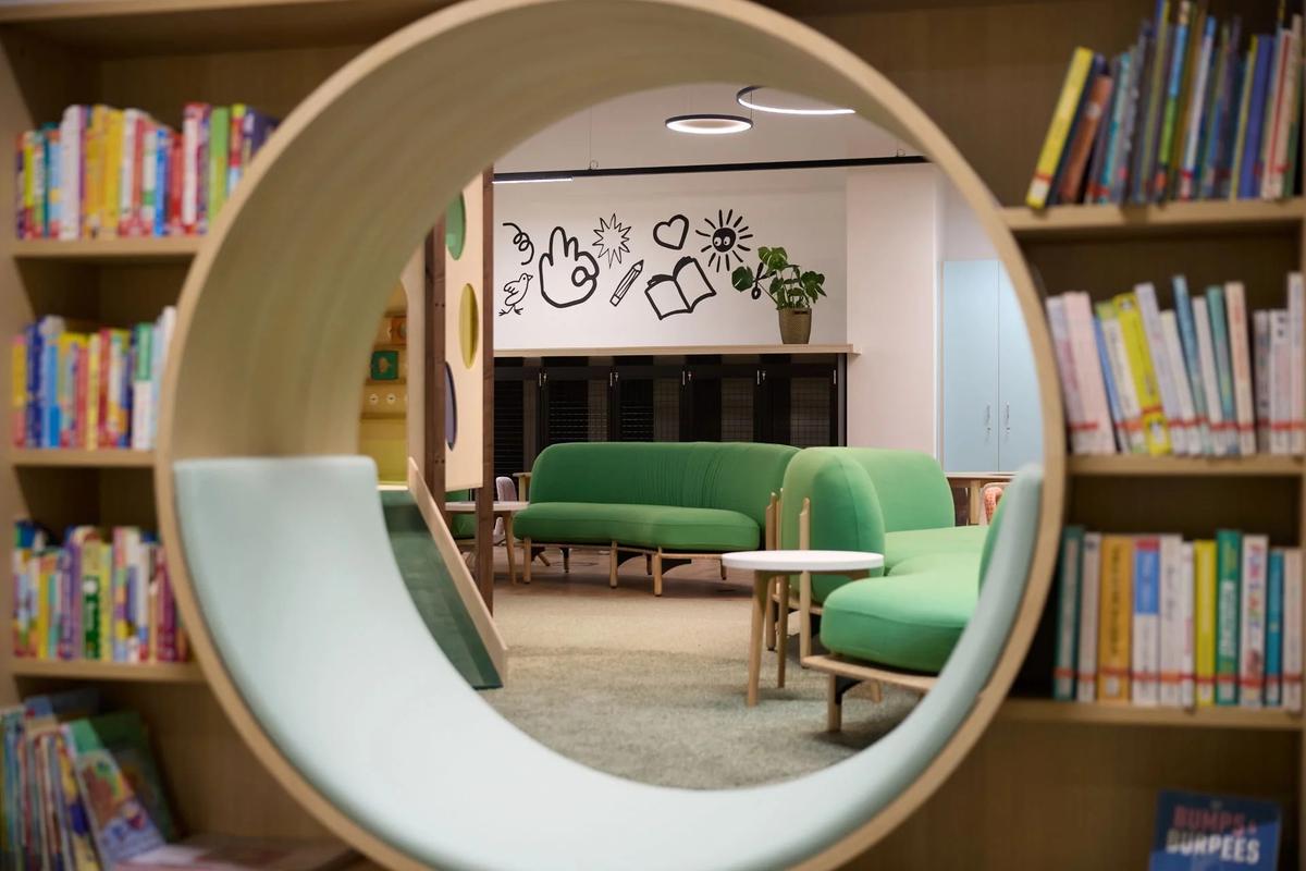 Ӣ��Stockroom�����������ģ������̳��������п���