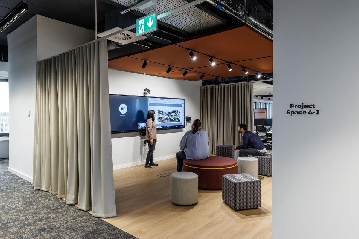 Ӣ��Stockroom�����������ģ������̳��������п���