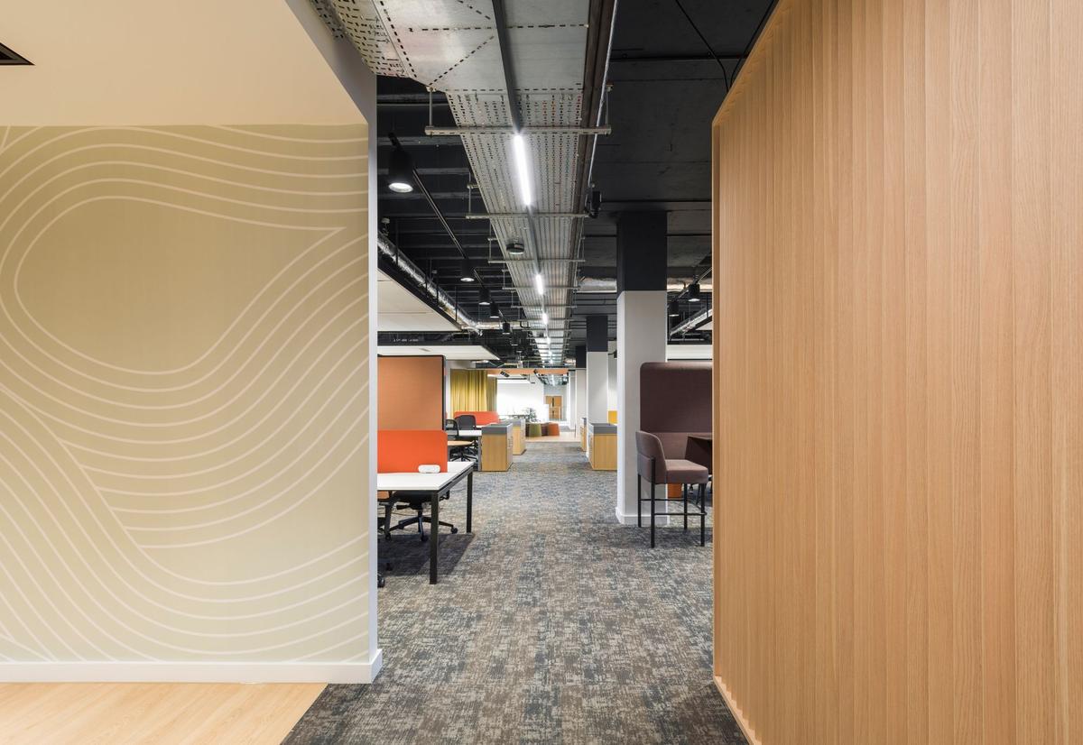 Ӣ��Stockroom�����������ģ������̳��������п���