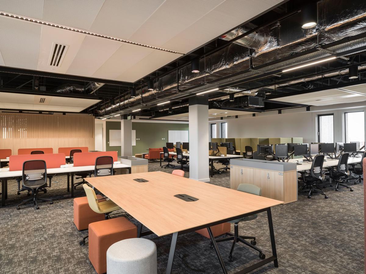 Ӣ��Stockroom�����������ģ������̳��������п���