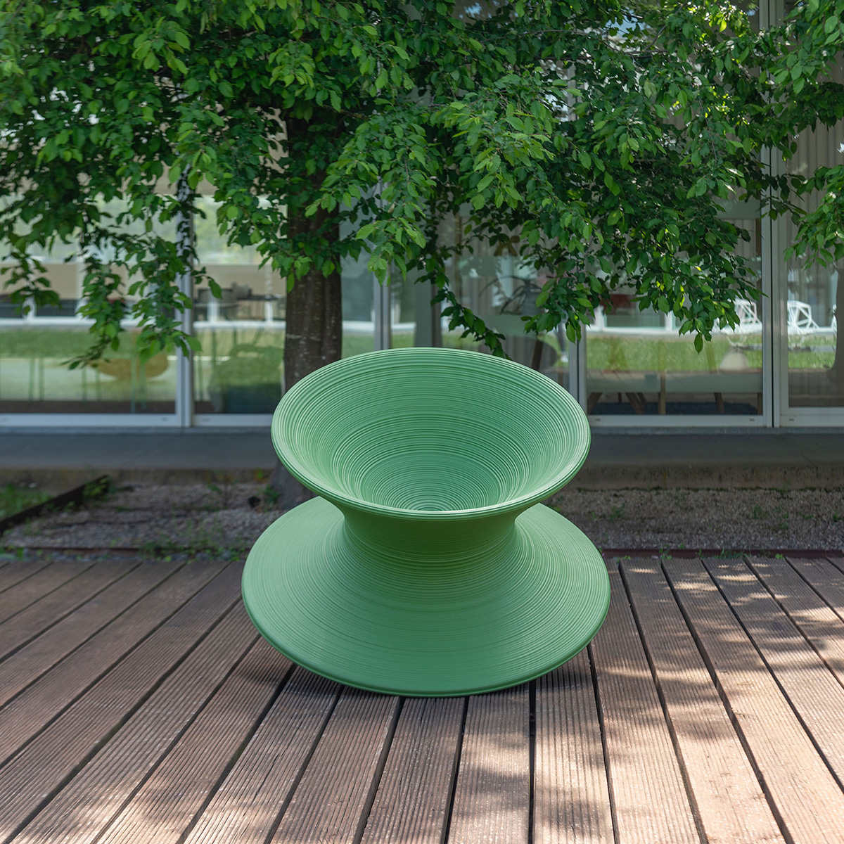 �⡤ɫ�����֣�7-Eleven����߸���ͳ�İ칫�·�ʽ