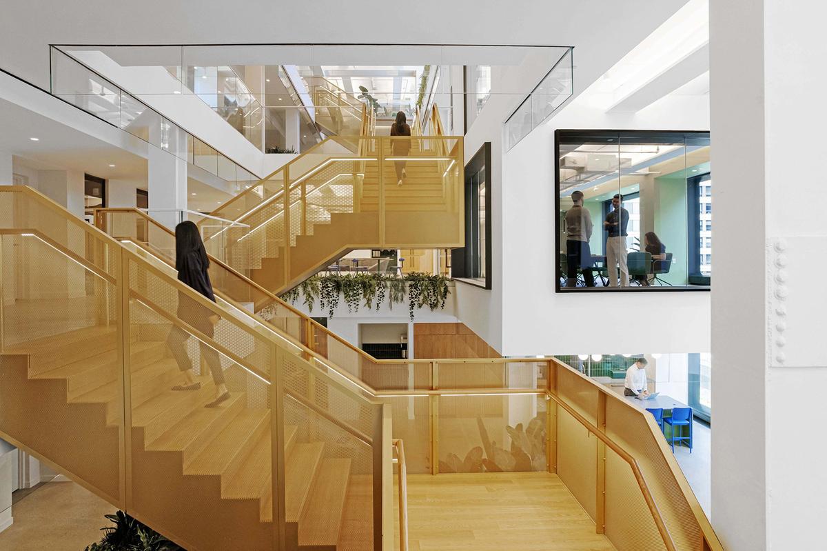 Macquarie����ŦԼ�ܲ���һ��¥�����ܽ��ڰ칫����