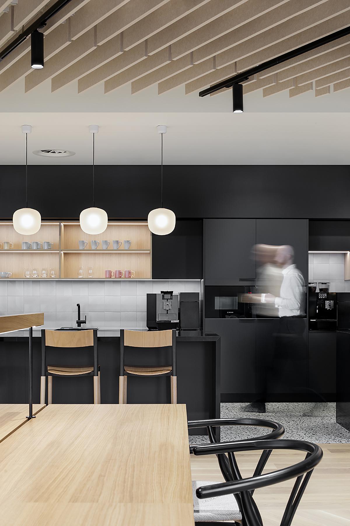 ���ڿƼ�Acrisure�׶��ܲ������Э��+�����ݽ�