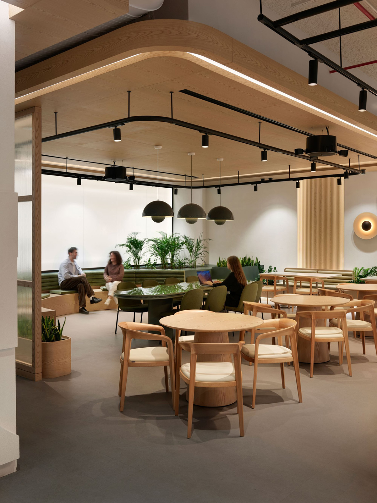 ������UCGE�ܲ���ƣ����﹤ҵ���ŵ���������