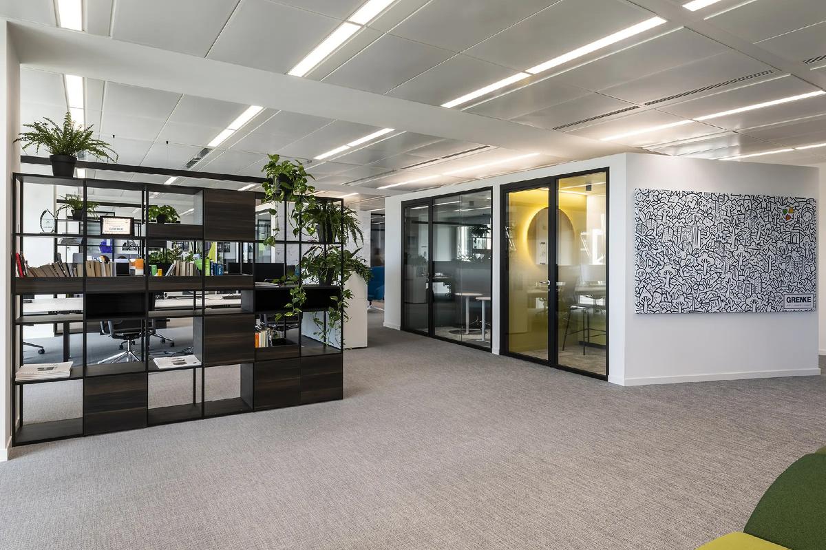 ���ڹ�˾GRENKE�����ܲ���Ա����������������