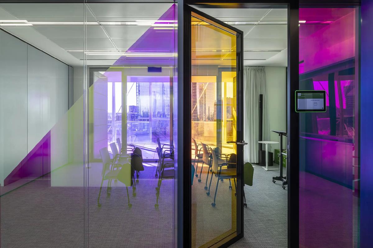 ���ڹ�˾GRENKE�����ܲ���Ա����������������