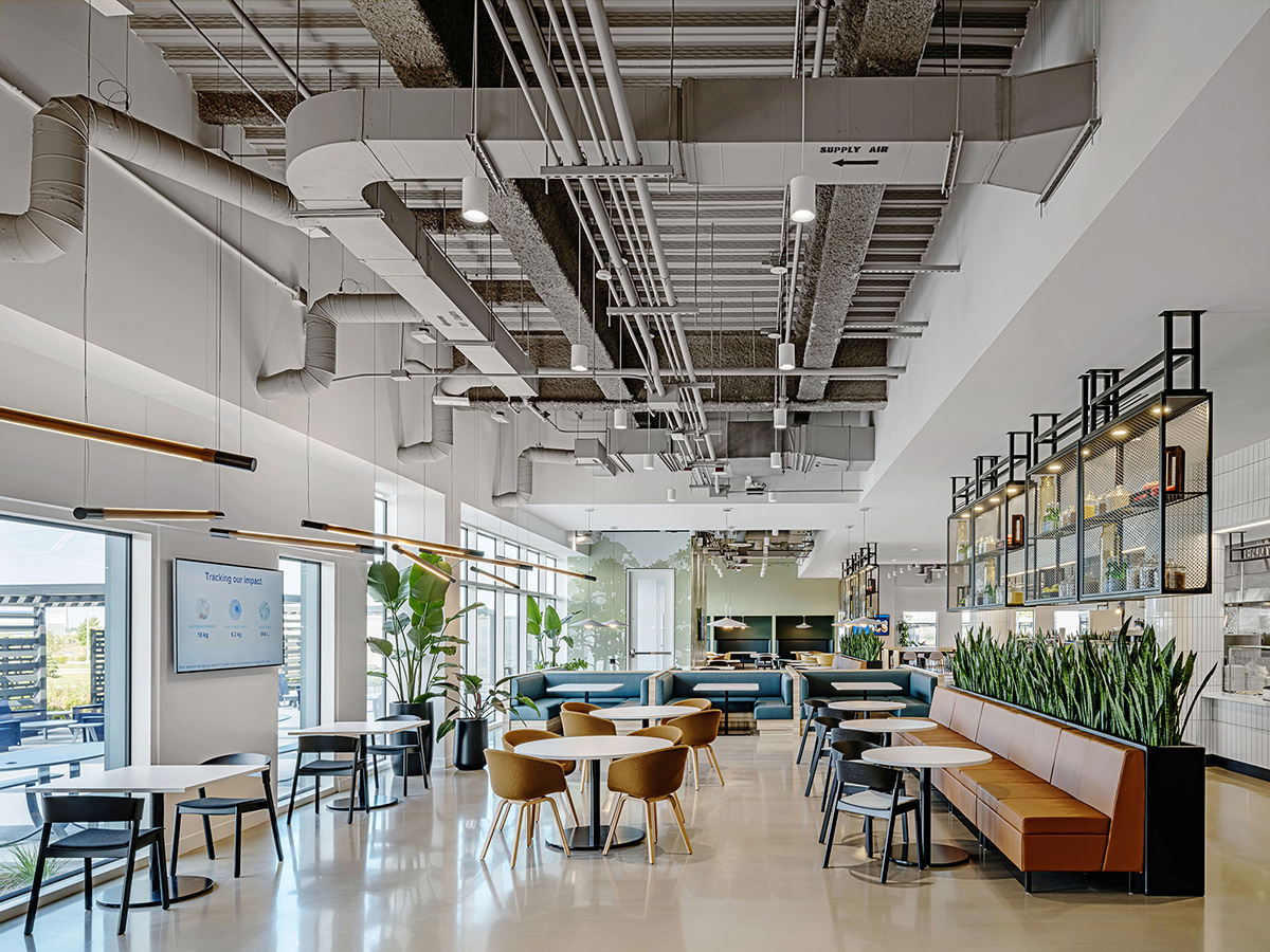 ���վ�ͷCo-operators�ܲ���˫������֤�Ľ���ʱ�а칫