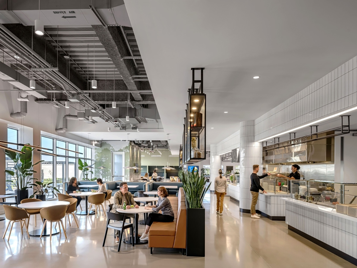 ���վ�ͷCo-operators�ܲ���˫������֤�Ľ���ʱ�а칫