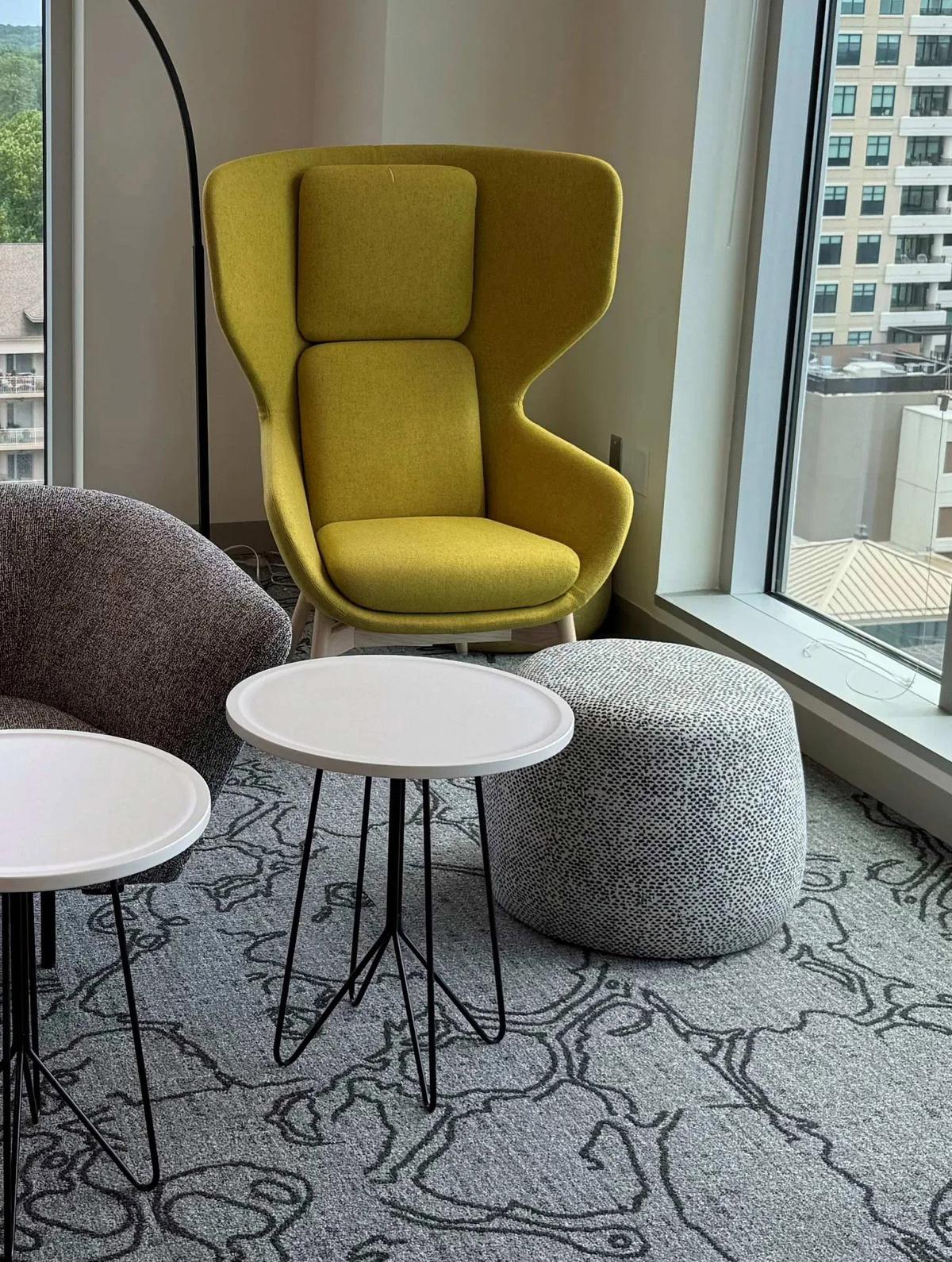 ��ѯ��ͷ��ʿ�٣������鶯���ݻ��칫��ѧ