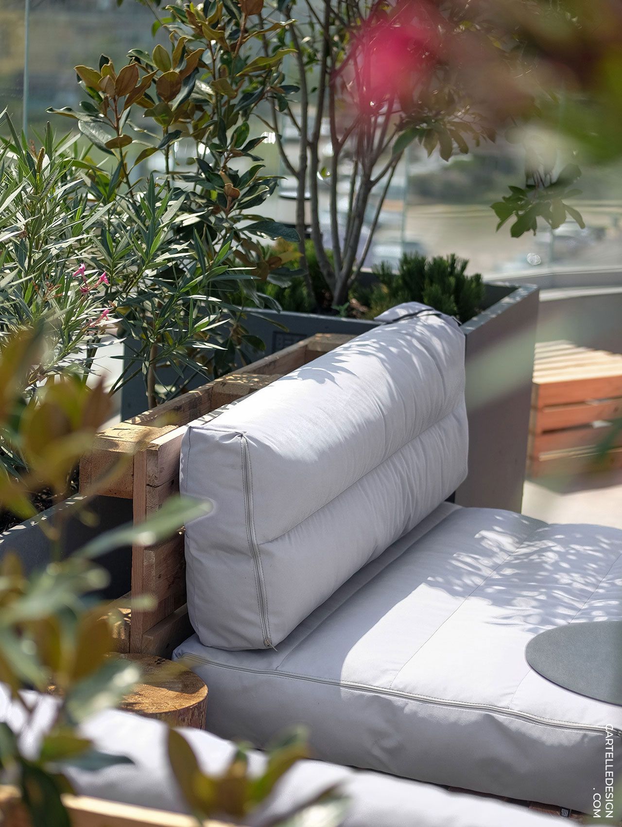 ����˹DELO���ϰ칫�������˵Ĵ���������