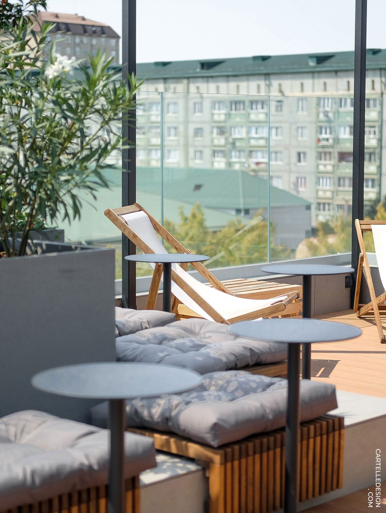 ����˹DELO���ϰ칫�������˵Ĵ���������