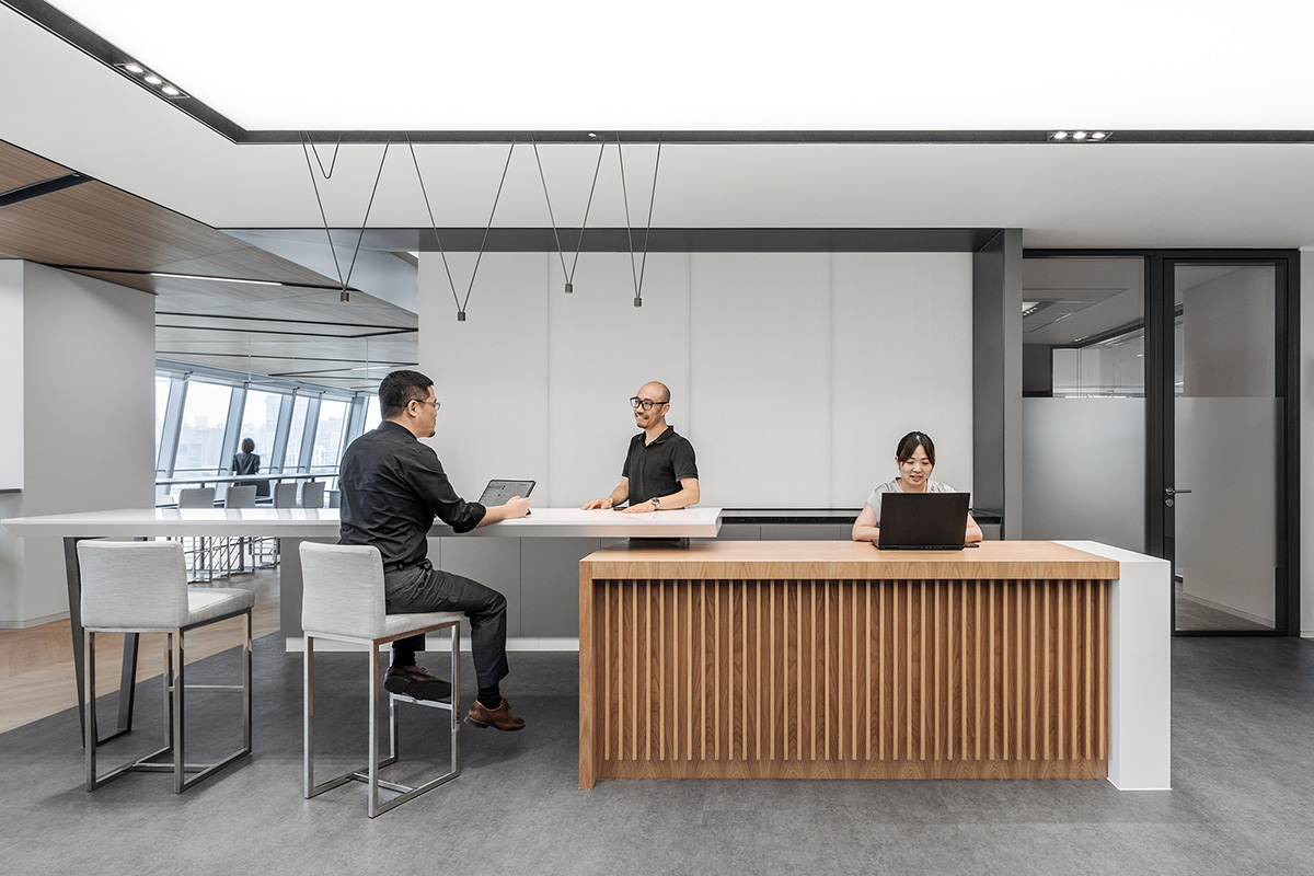 ����ߵ����ף�Զ�������Ϻ��ܲ��ռ�ʫѧ