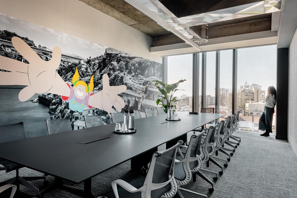 Sage����ͼ�칫�ң����û�б�׼�𰸣���ӦΪ�������ˡ����