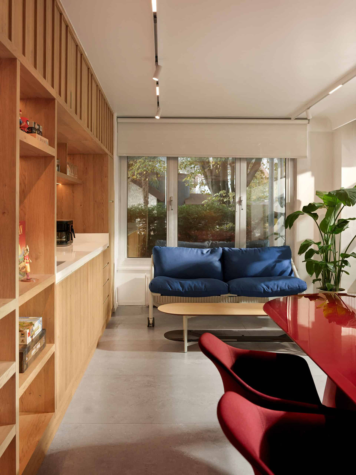 ��������Ϸ��˾�칫����ƣ�ɫ��������