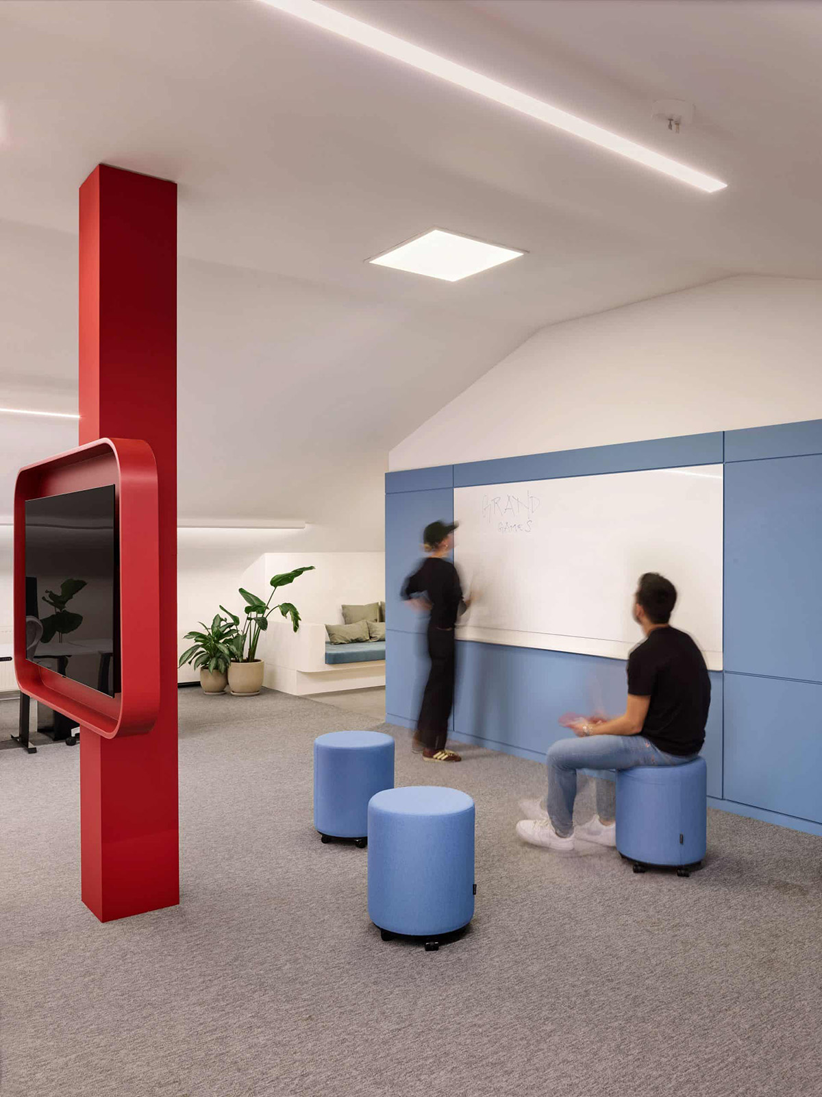 ��������Ϸ��˾�칫����ƣ�ɫ��������