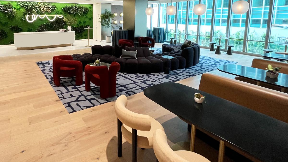 �ɽ�ɽ555Mission�׼�д��¥�������罻����ʽ���׷�������