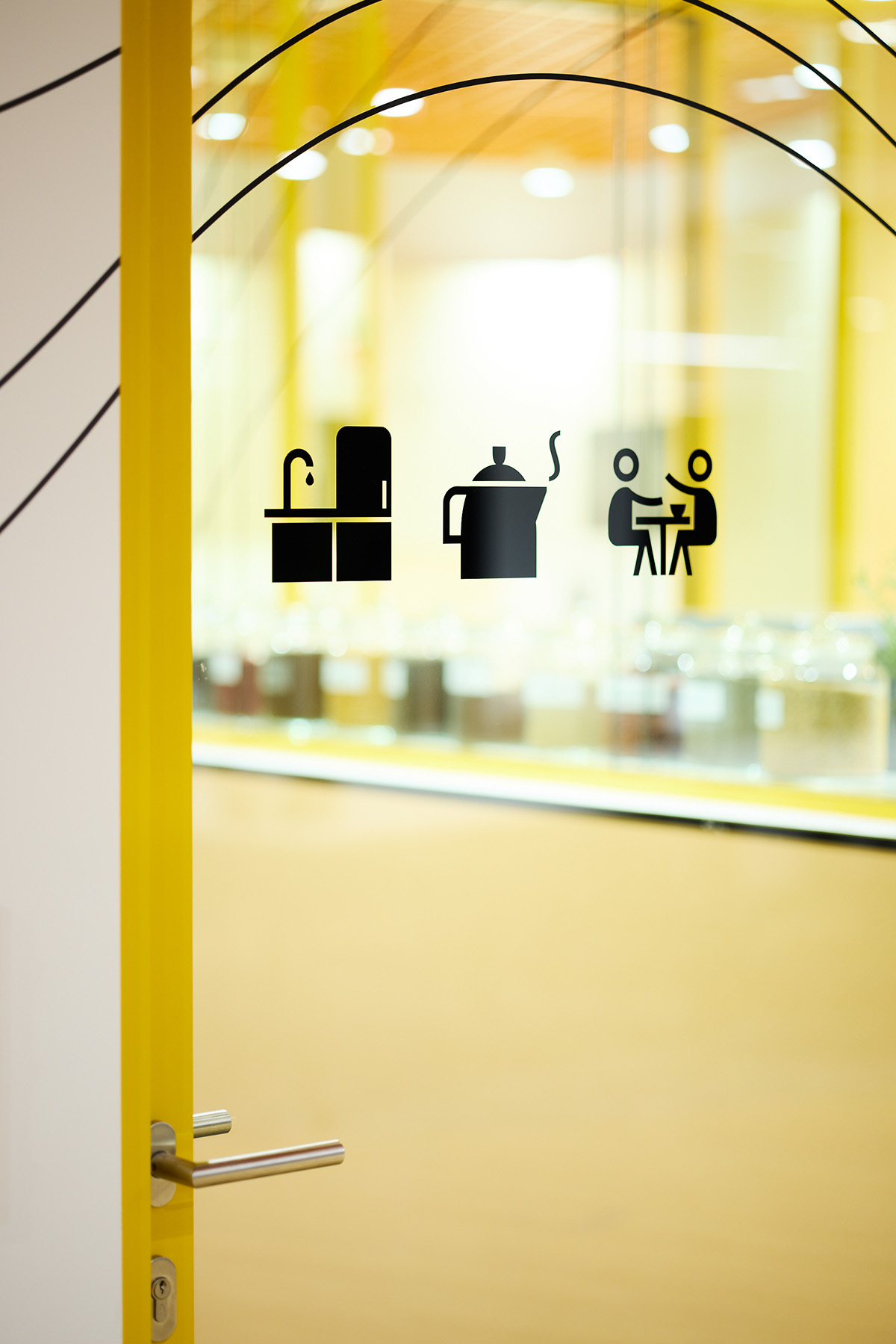 Lipton�ġ�̫�����Ρ����֣���Ĺ�λ�Ǽ����ӵ�̫����