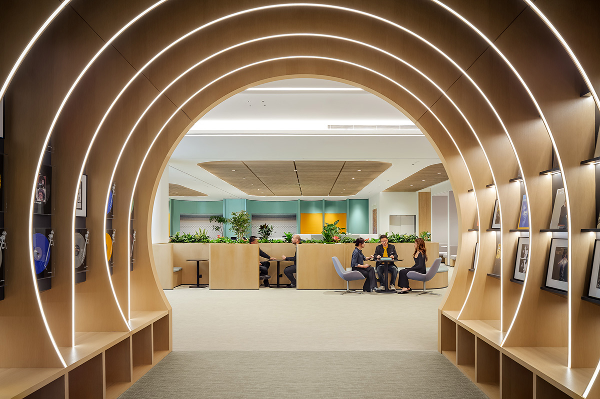 �ͷŴ��������߽� OPPO ְ������ȫ��ʱ��