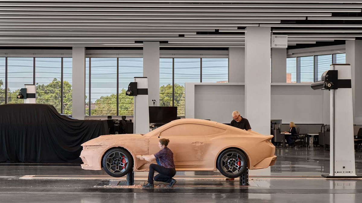 Ford����ȫ���ܲ����ᡰ�����ɽ��������ǻ۽�����