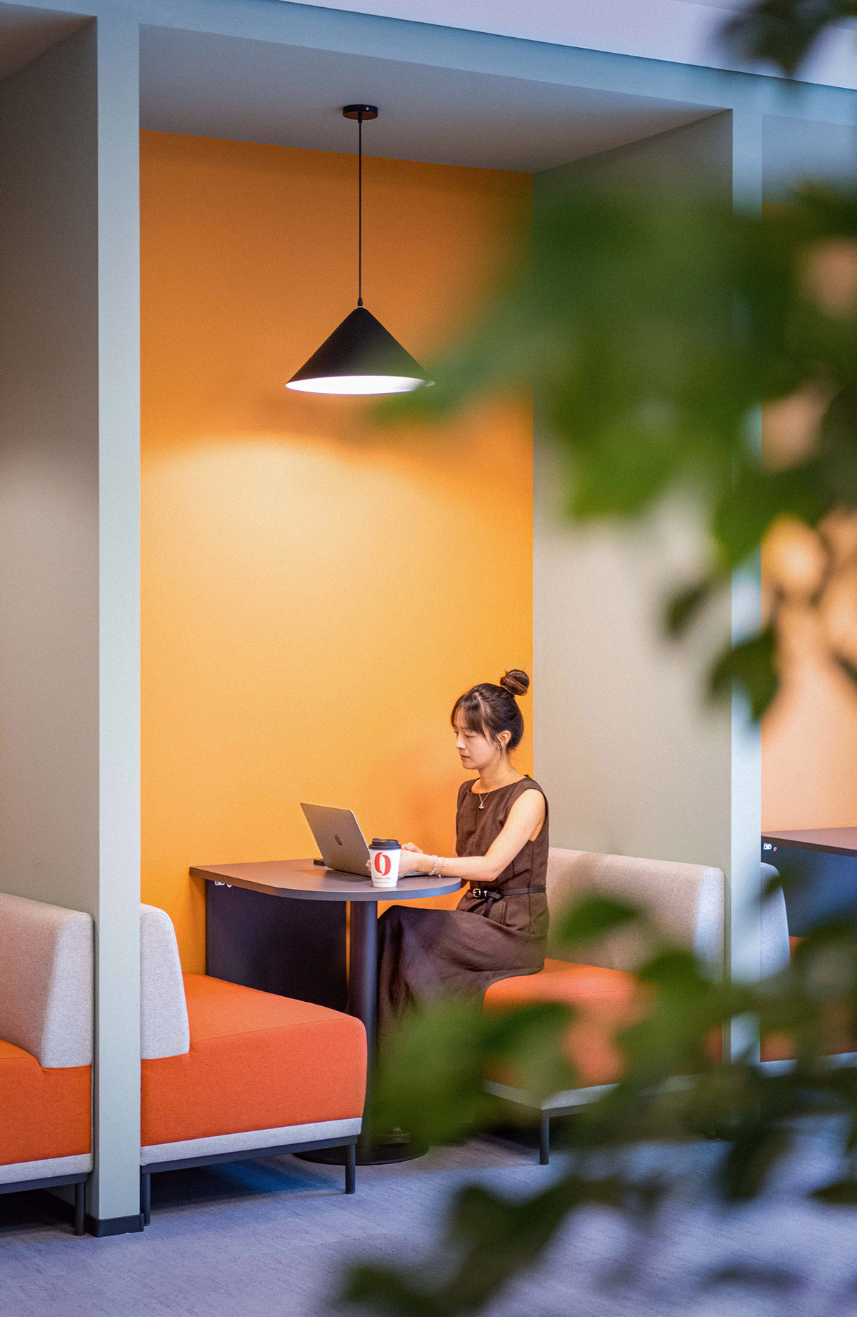 �����Ϻ����ܲ�������ֵ�������İ칫����