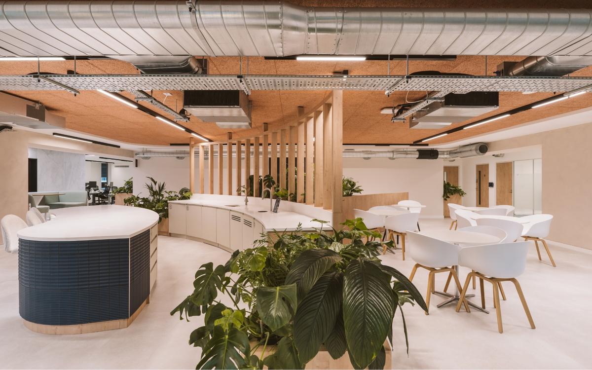 ���ز���ͷAvison Young�׶��ܲ���ESG���������δ���칫