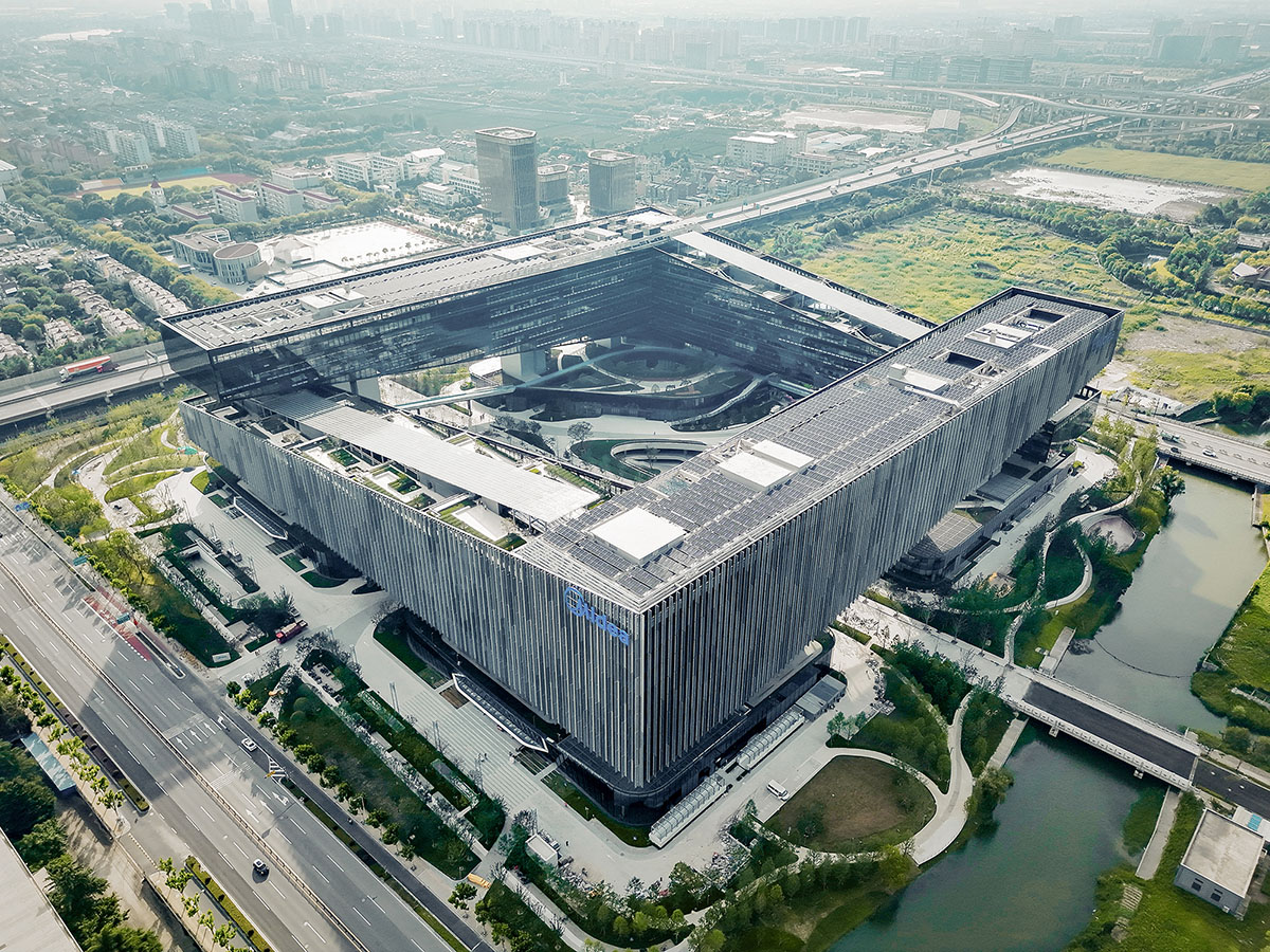 �Ϻ�����ȫ����԰����ɭ��֮�ϵĿƼ���ѧ