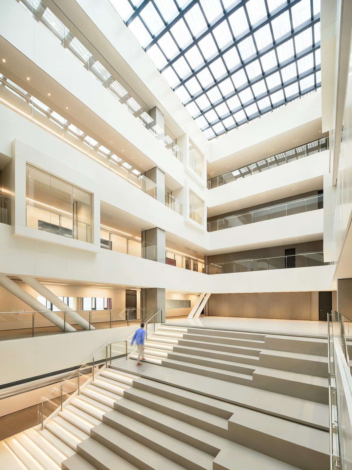 �Ϻ�����ȫ����԰����ɭ��֮�ϵĿƼ���ѧ