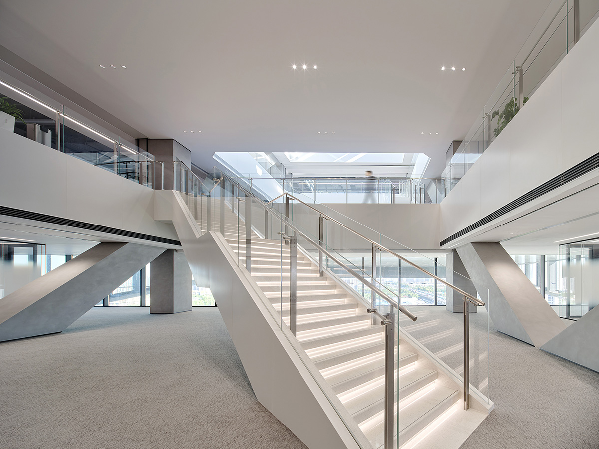 �Ϻ�����ȫ����԰����ɭ��֮�ϵĿƼ���ѧ