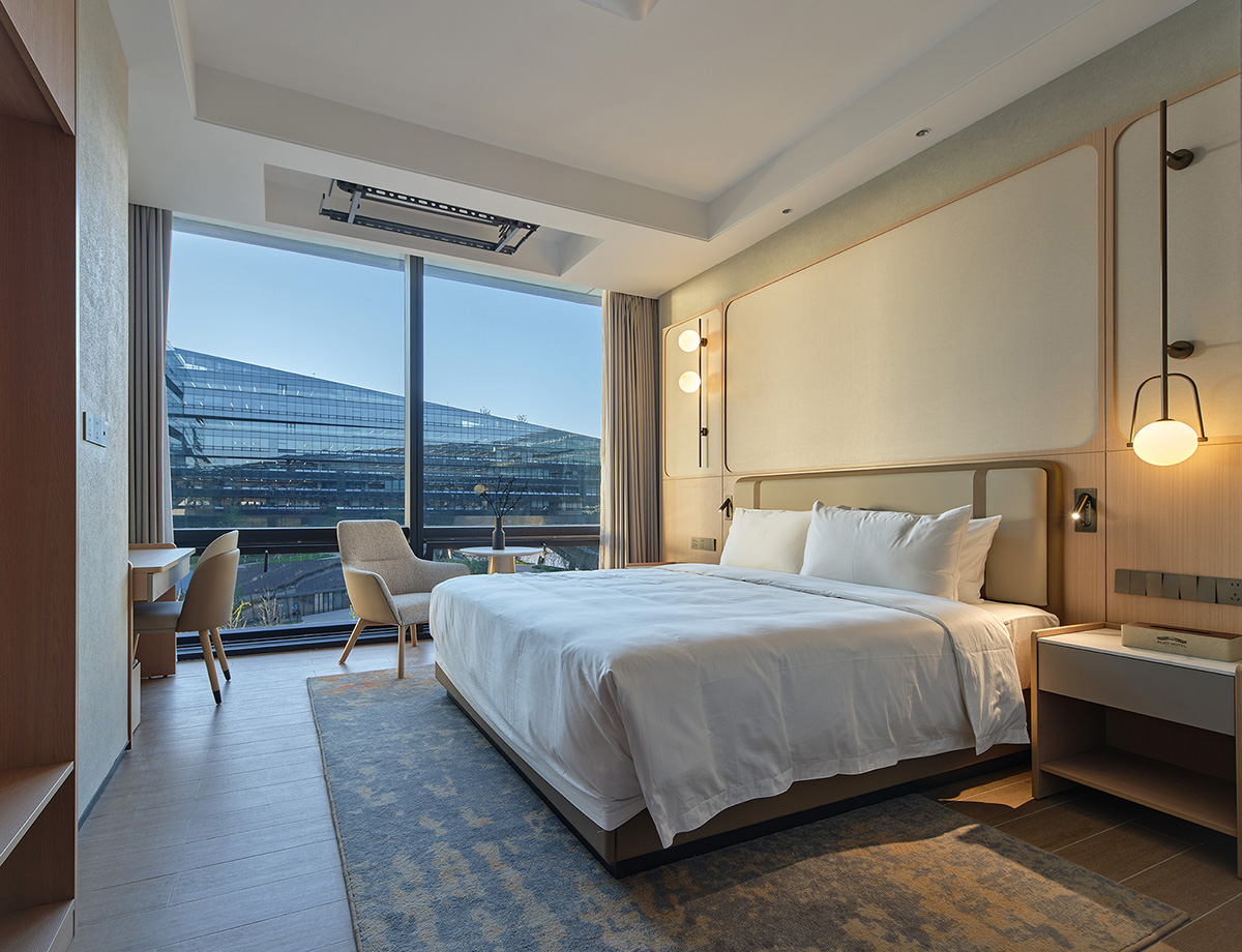 �Ϻ�����ȫ����԰����ɭ��֮�ϵĿƼ���ѧ