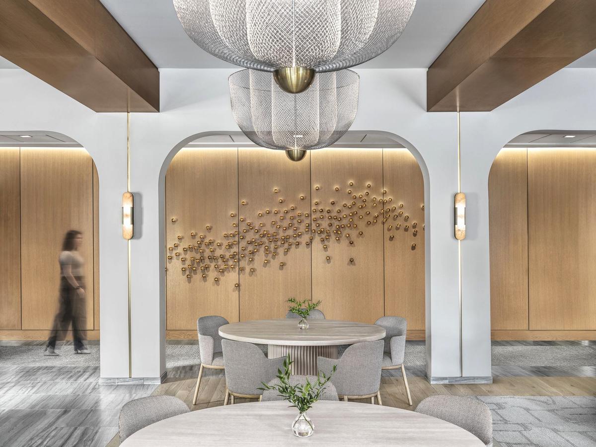 The Clover��Ԣ�������Բ���Ϊ��е�ǰ��ʱ����ѧ