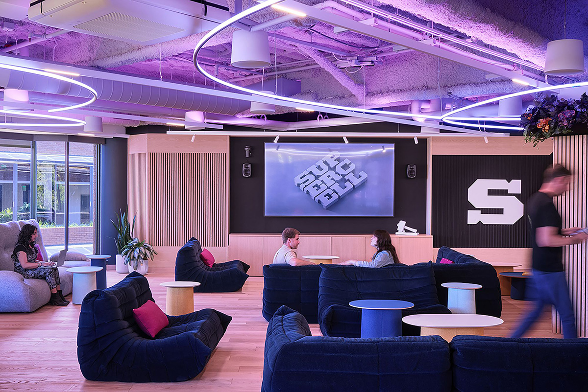 ��Ϸ��˾Supercell�ɽ�ɽ�ܲ���˫�Ǽǵ���Ϸ����