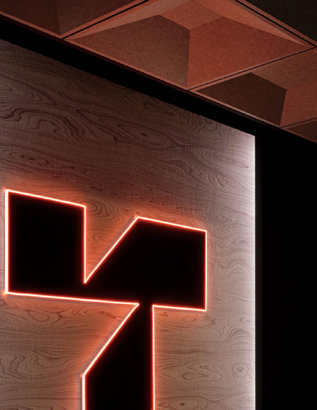 ��ѧר��Turf֥�Ӹ��ܲ���ն��δ���칫��ƴ�