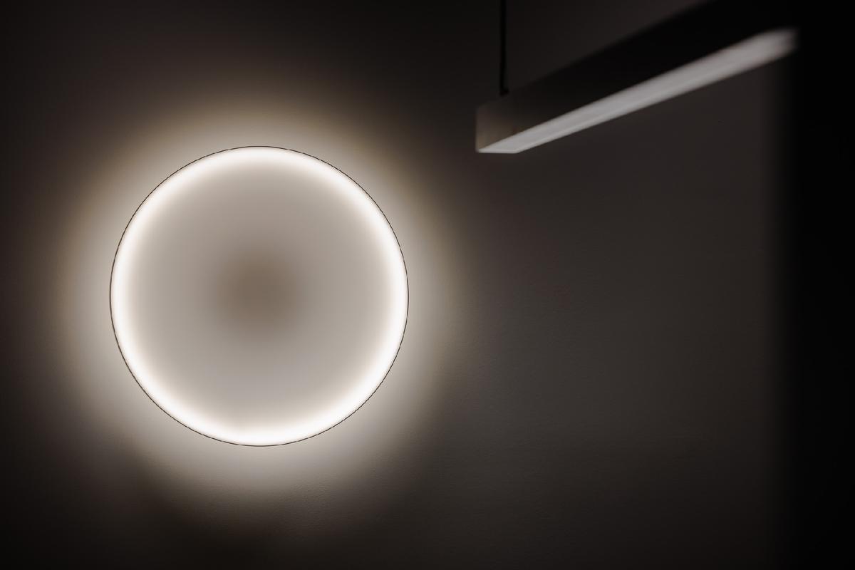 �¹���������Trilux������������ҵ�칫�ҵ���ѧ����