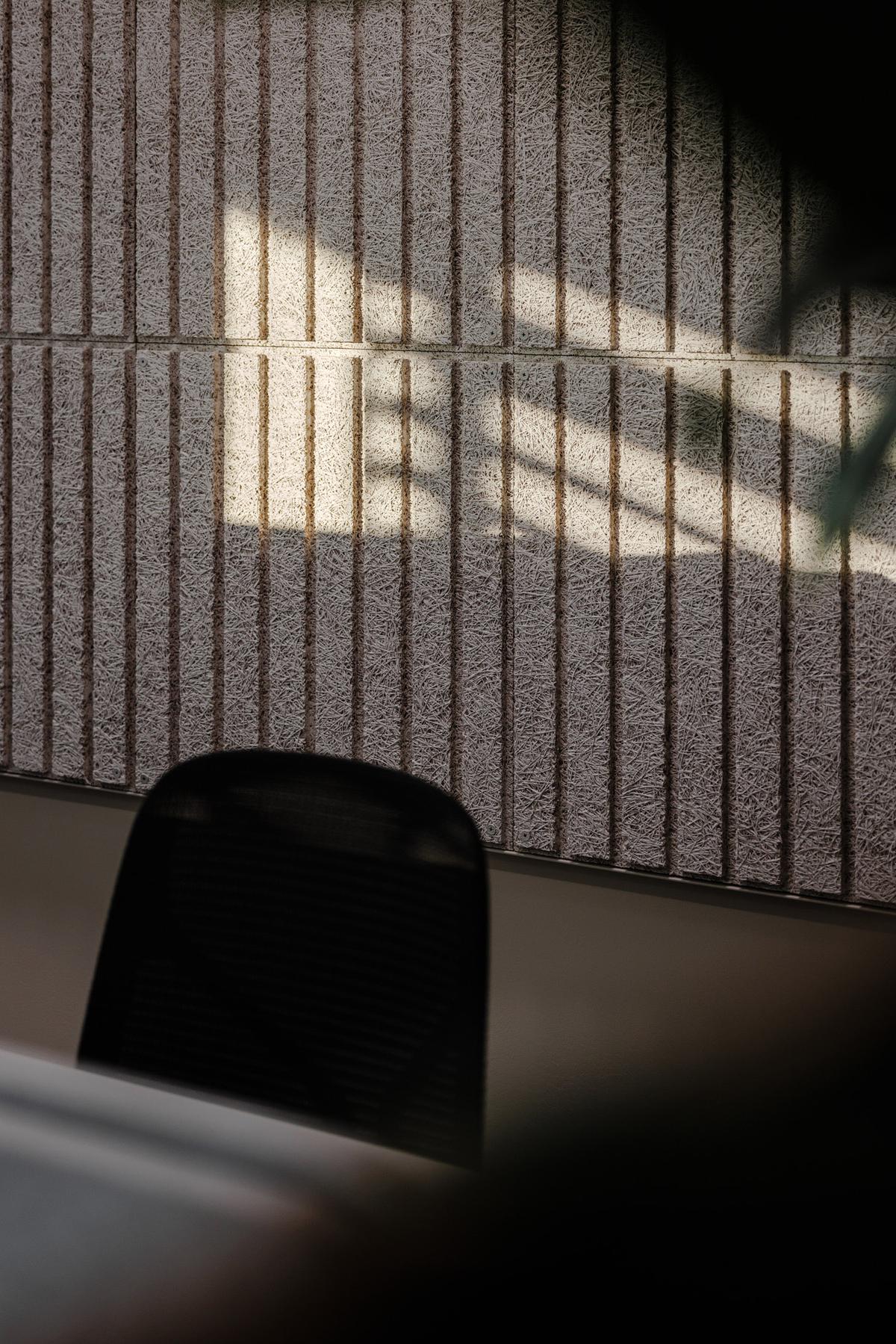 �¹���������Trilux������������ҵ�칫�ҵ���ѧ����