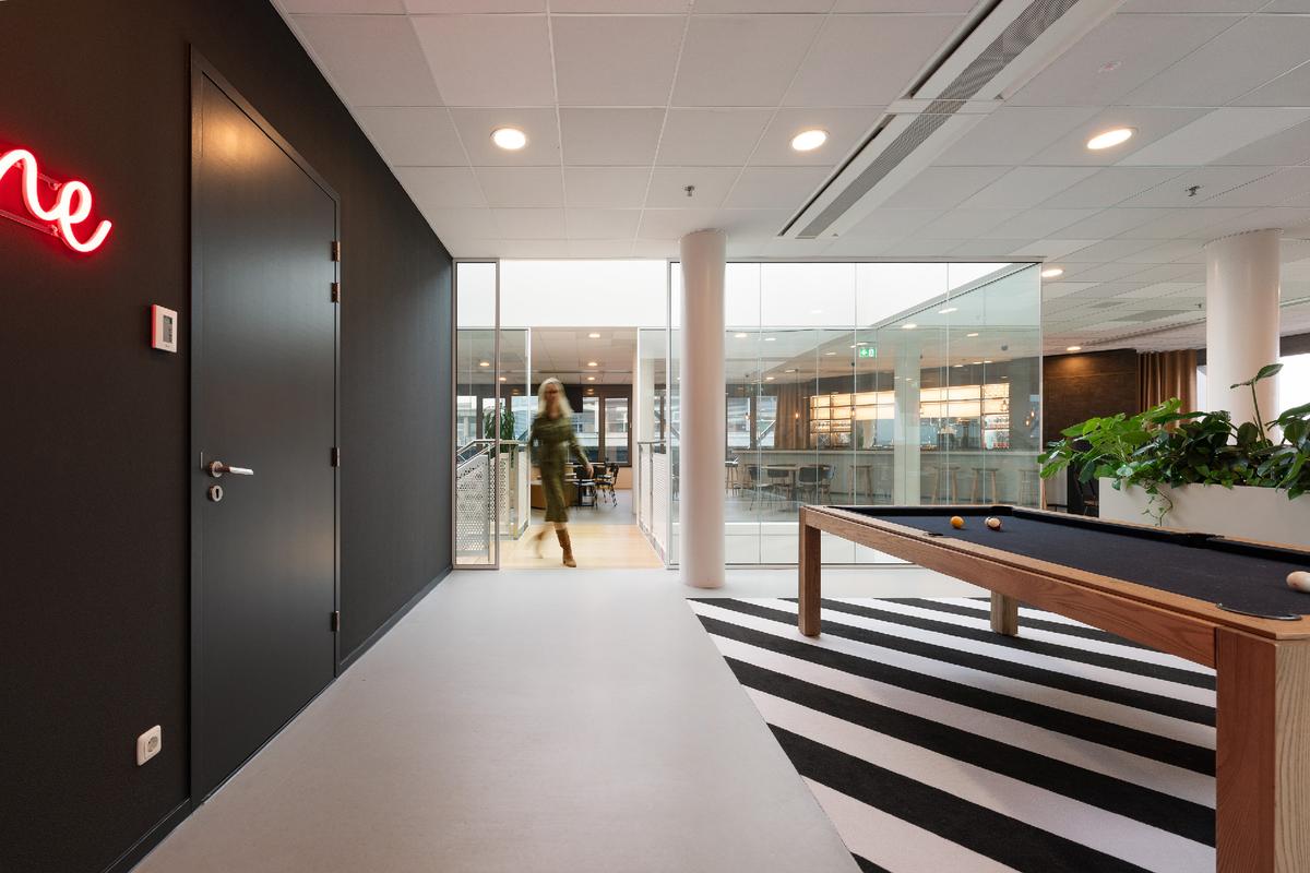 ����House of Redmore���칫��Ӧ���������ų�