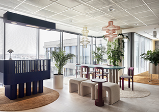 Sodexo��ɳ�칫�ң�һ���й�����ѧ�ĳ���֮��
