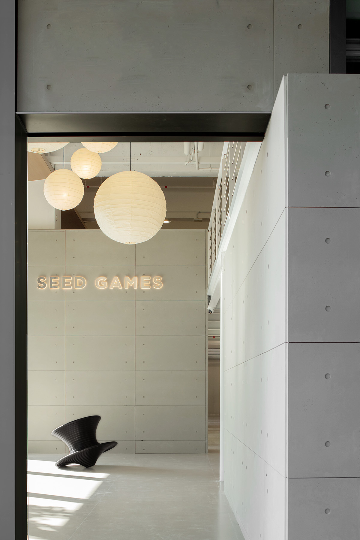 SEED GAMES ���ݰ칫�ң����и�ѹ�е�ʫ����Ϣ