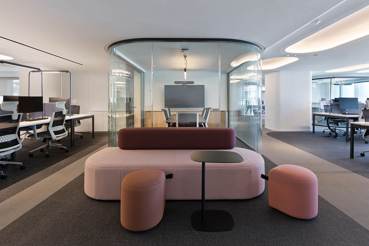 KPMG�������ŵ��ܲ���LEED����֤�Ŀɳ������