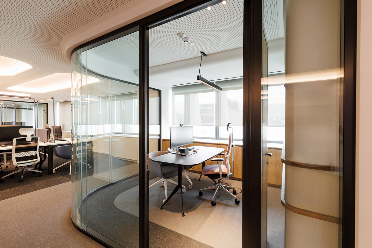 KPMG�������ŵ��ܲ���LEED����֤�Ŀɳ������