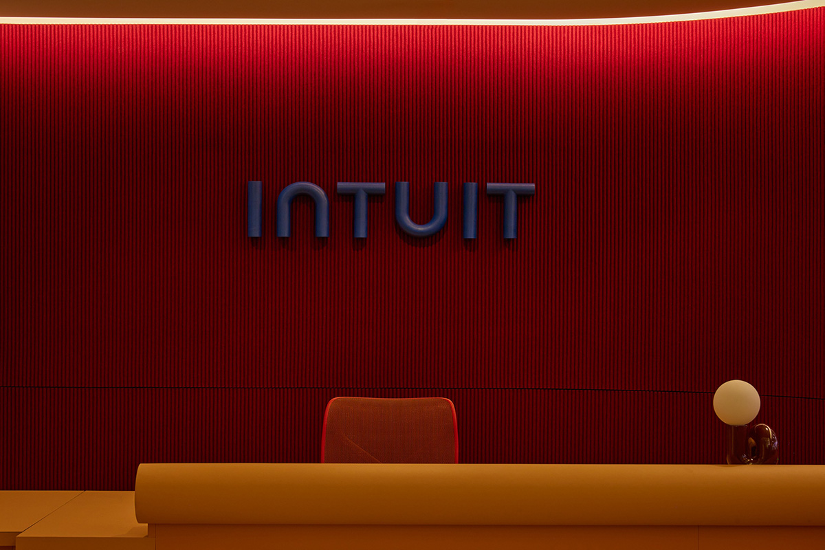 Intuit�ɽ�ɽ�ܲ�����������չ˼ά���ܰ칫����