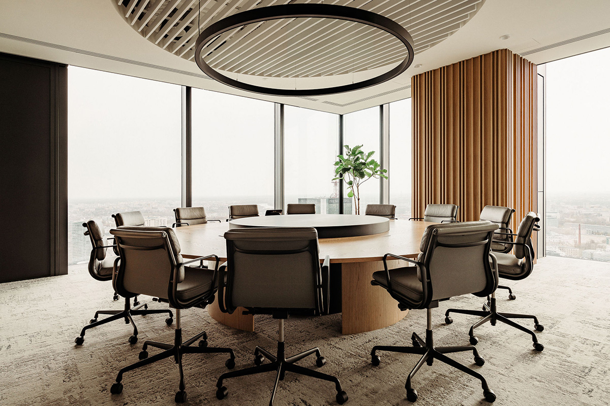 Baker McKenzie������ɳ�ܲ���һ�������ߵ���ѧ����